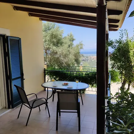 Irida Apartment Apolpaina Room photo