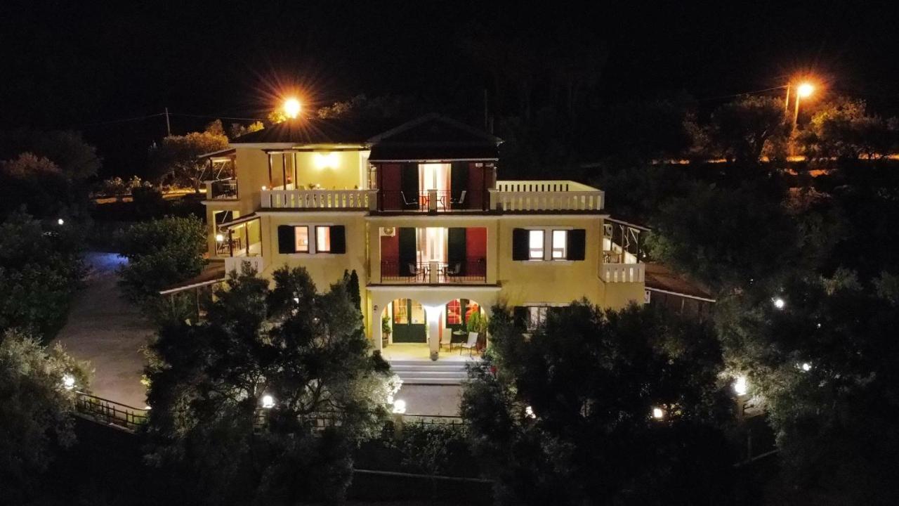 Irida Appartement *